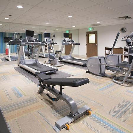 Holiday Inn Express - Kingston West By Ihg Bagian luar foto